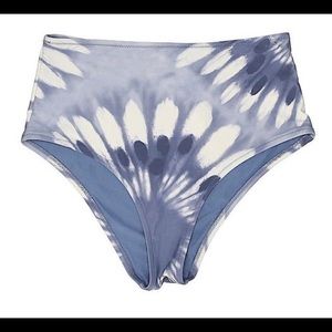 ISO Aerie size medium